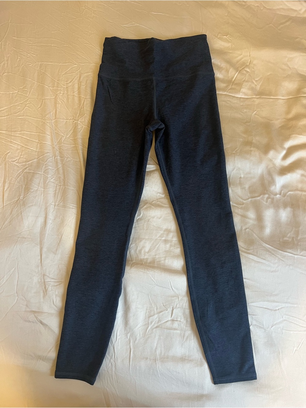 Vuori Dark Navy High-Rise Leggings